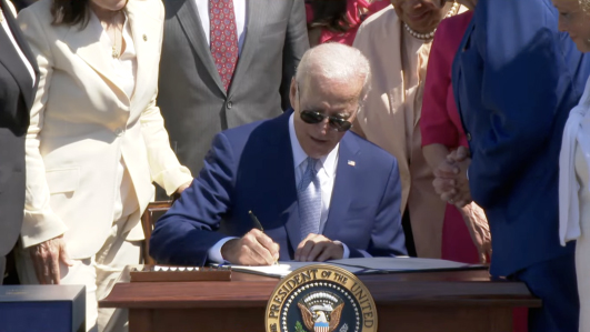 全球熱點:如何看待美國芯片法案?